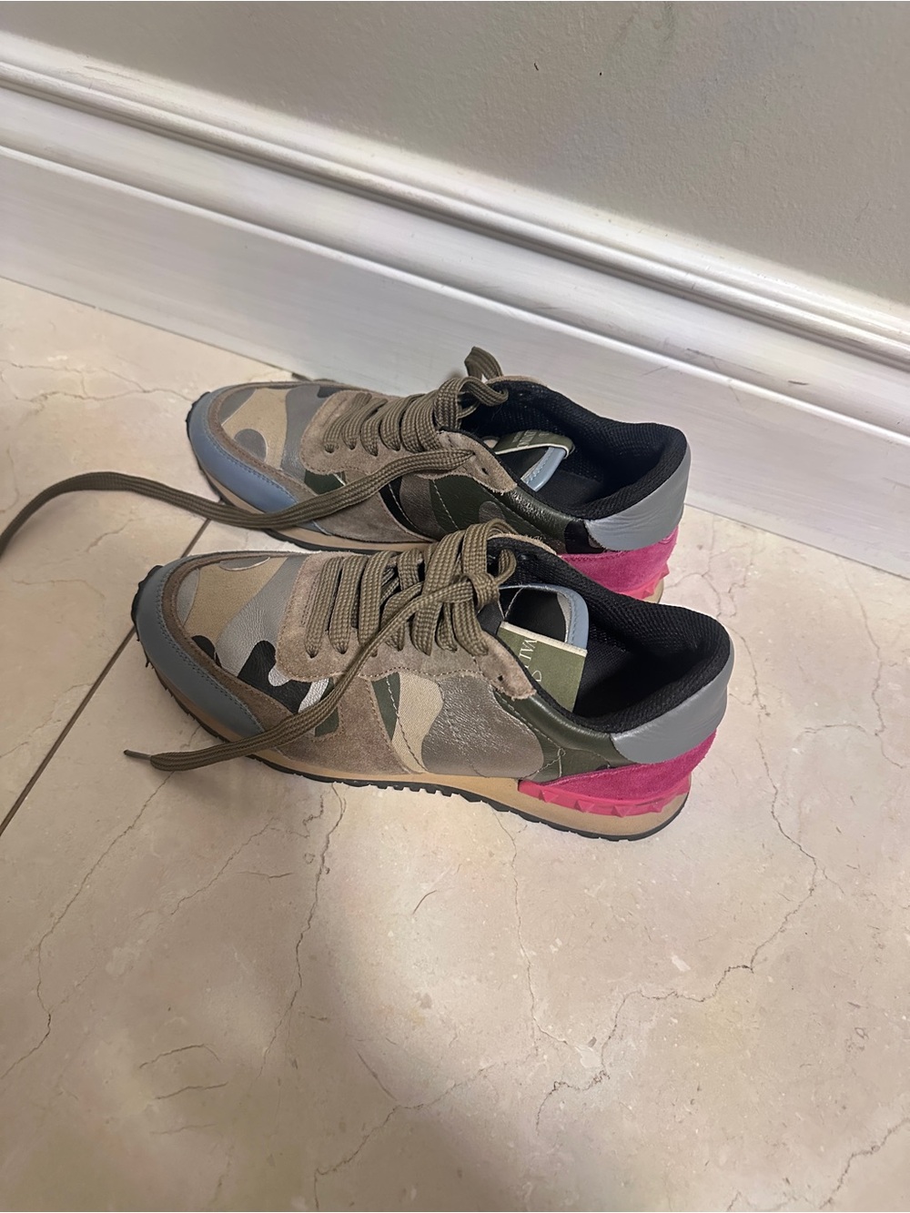Valentino Rockstud Sneaker